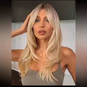 Blonde curtain bang wig